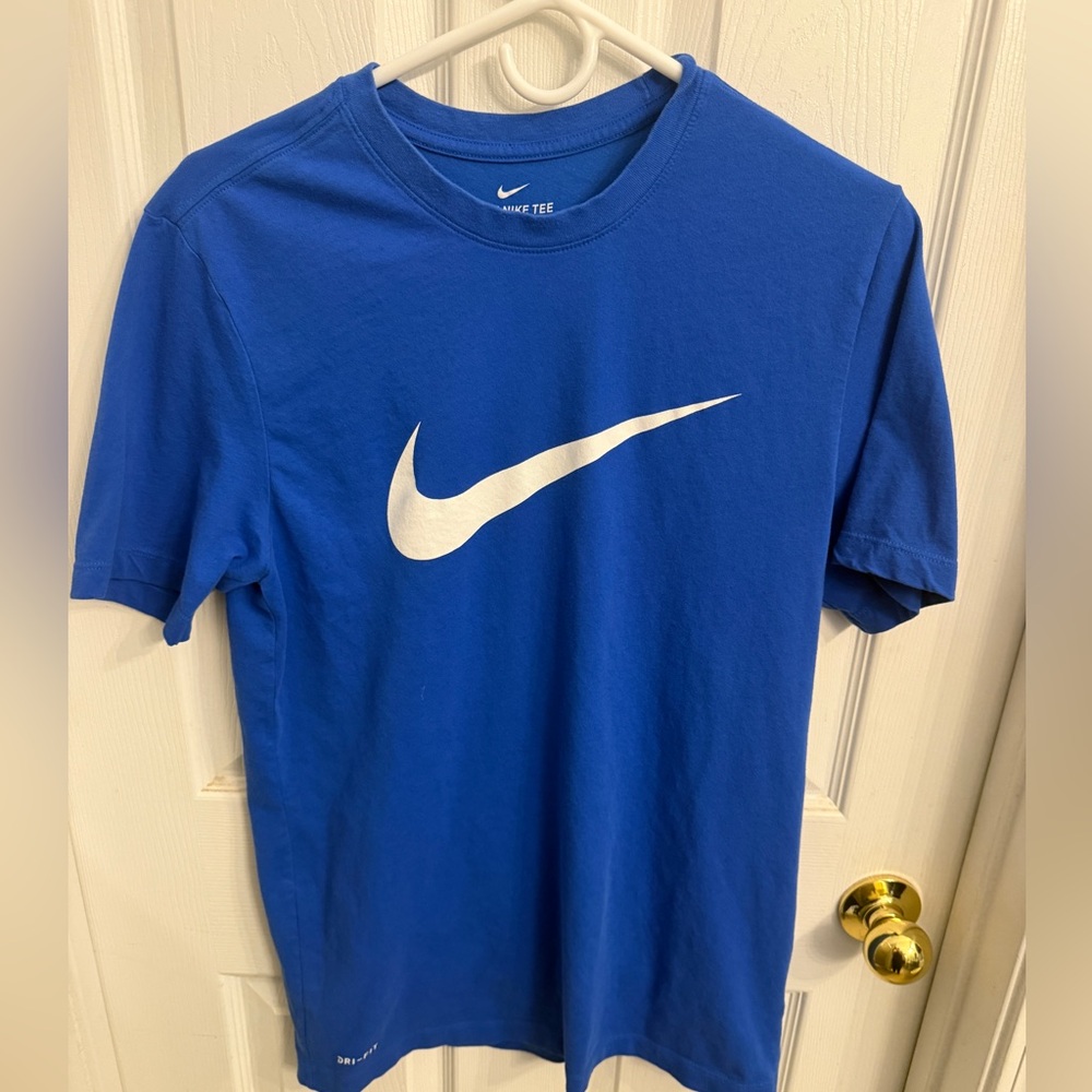 Nike Dri-fit Medium T-shirt